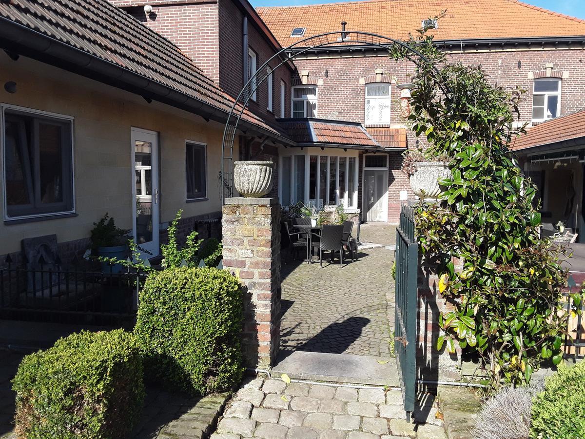 Standard Double or Twin Room Garden View