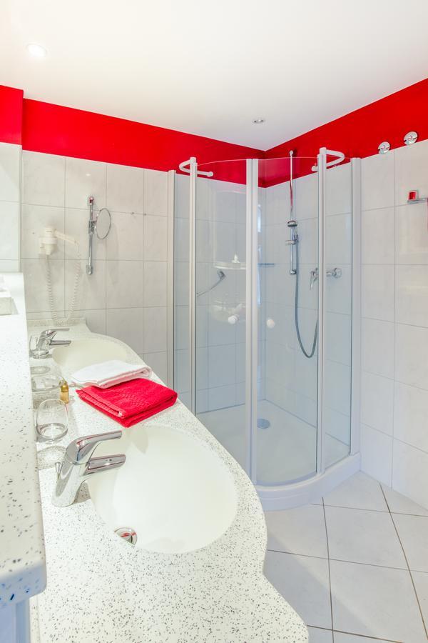 Großes Doppelzimmer