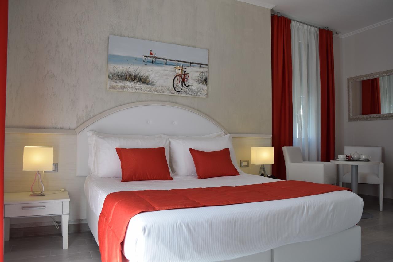 Double Room with Terrace,644106606:JPEG