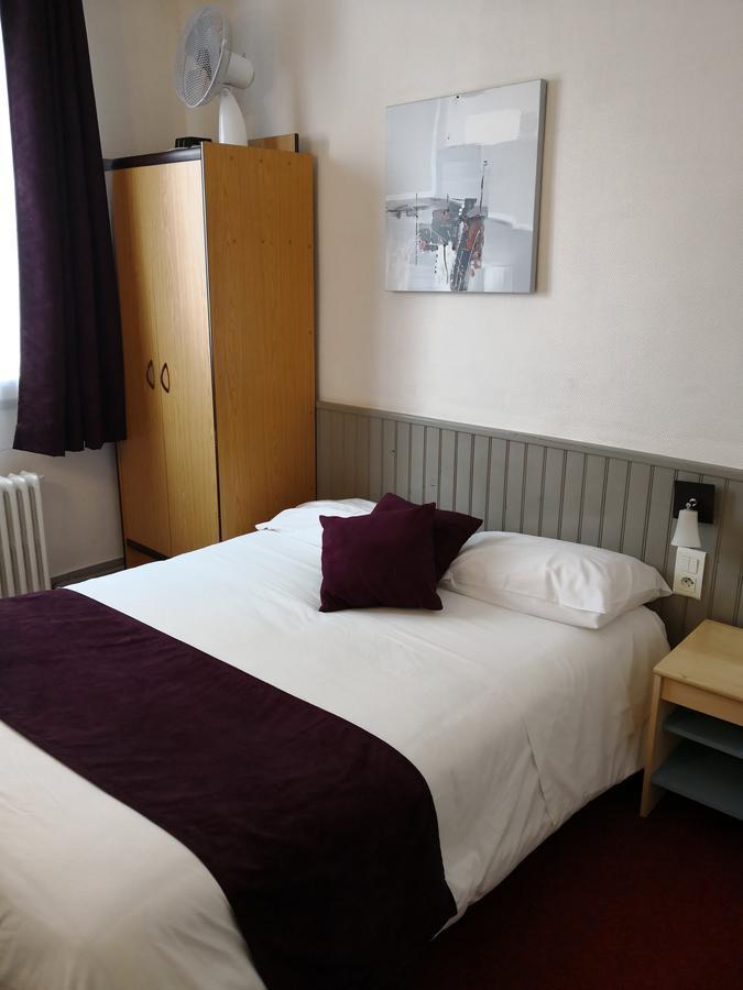 Single Room,925741081:JPEG