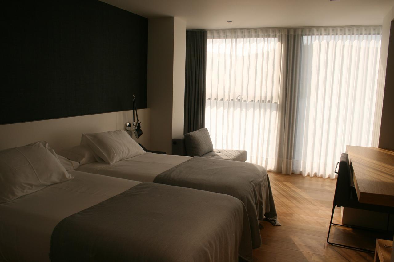 Double or Twin Room Sea View