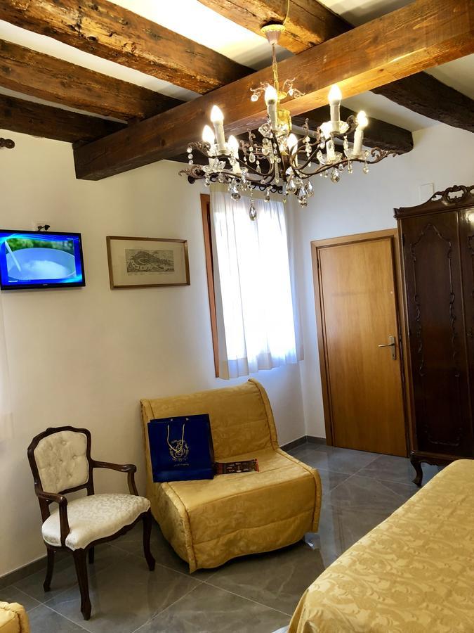 Junior Suite Kitchenette