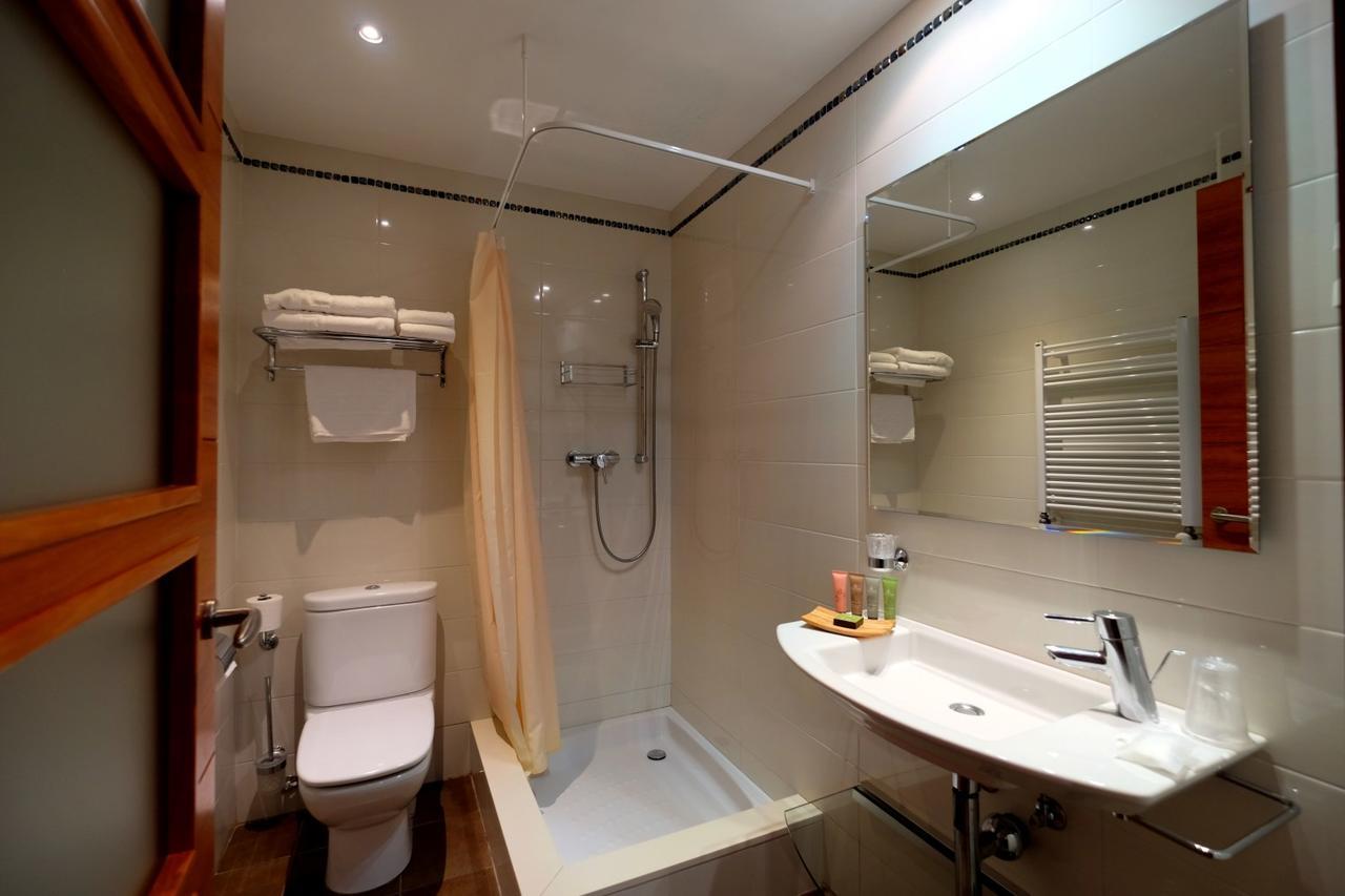 Small Double or Twin Room