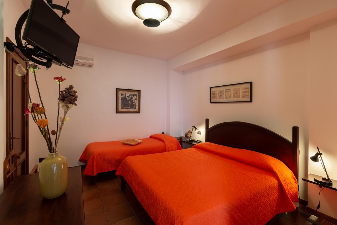 Triple Room Terrace