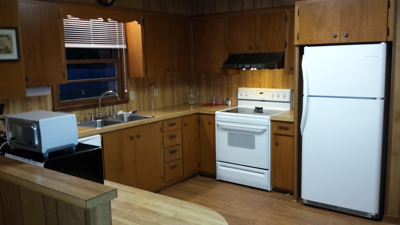 Three Bedroom Two Bathroom Cabin