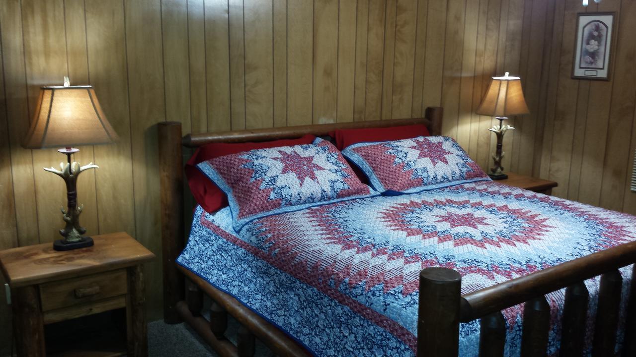 Three Bedroom Two Bathroom Cabin