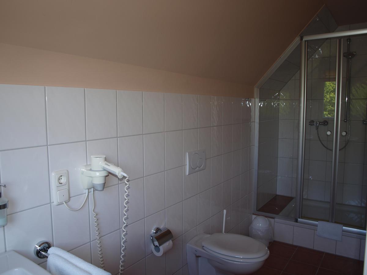Single Room Shower