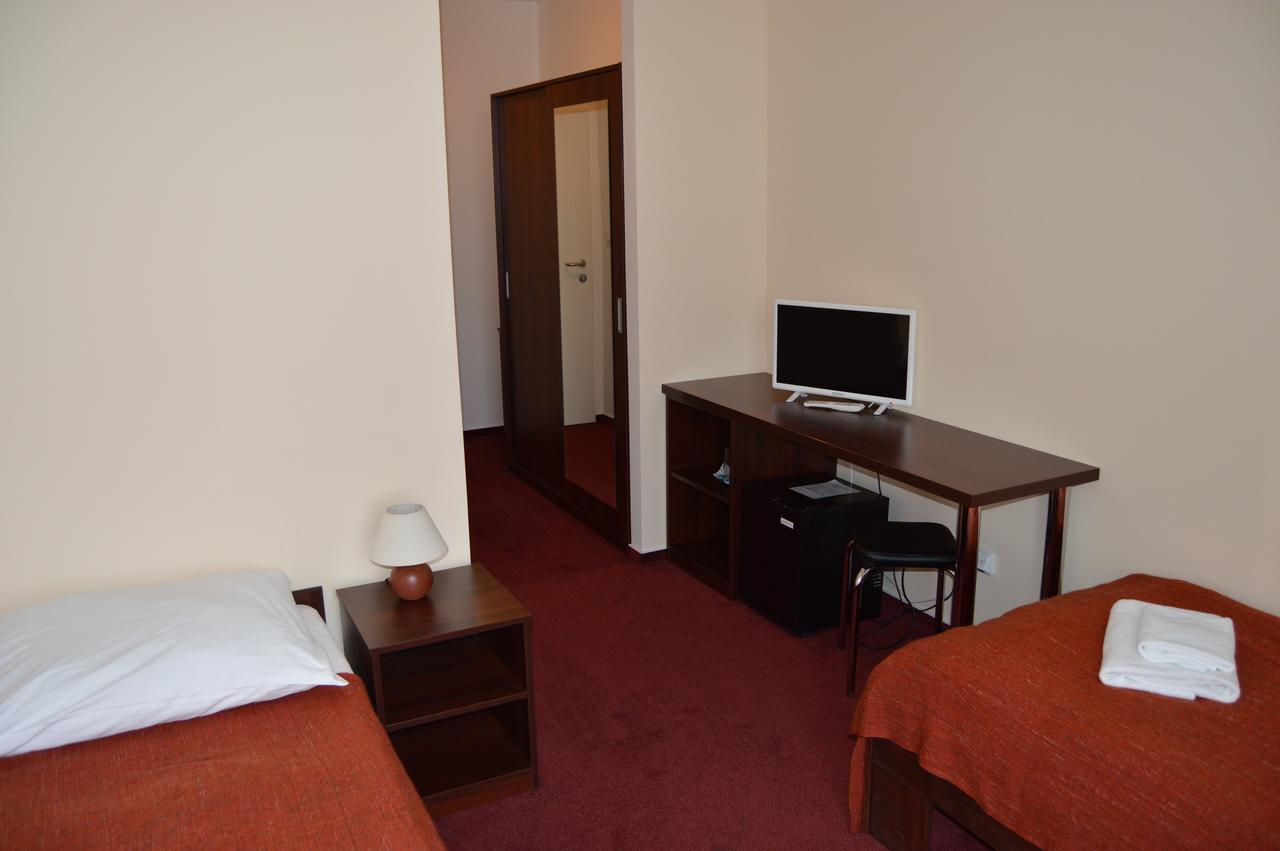 Twin Room Private Bathroom