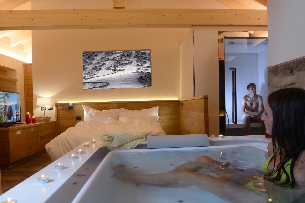 Suite con Vasca Idromassaggio e Balcone