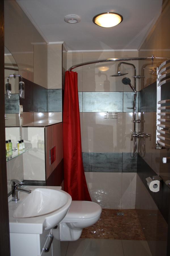 Twin Room Private Bathroom