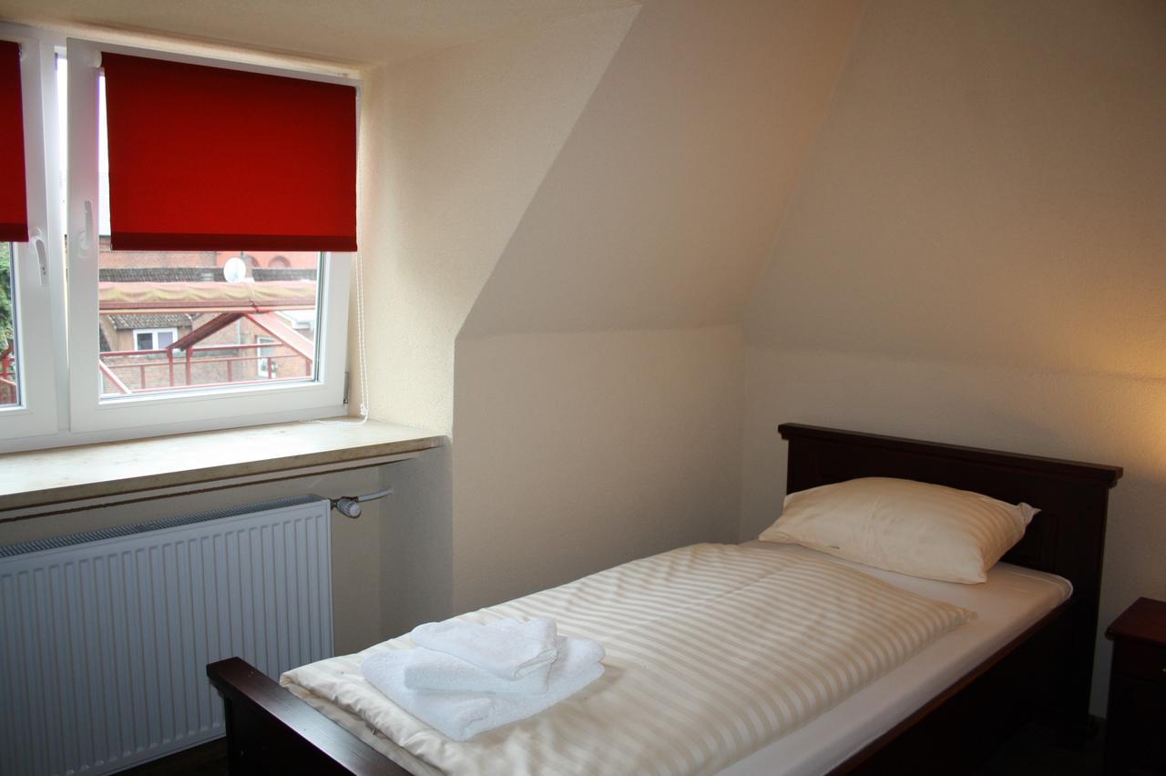 Single Room Bathroom