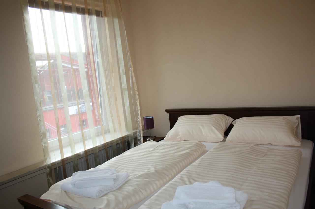 Double Room Private Bathroom