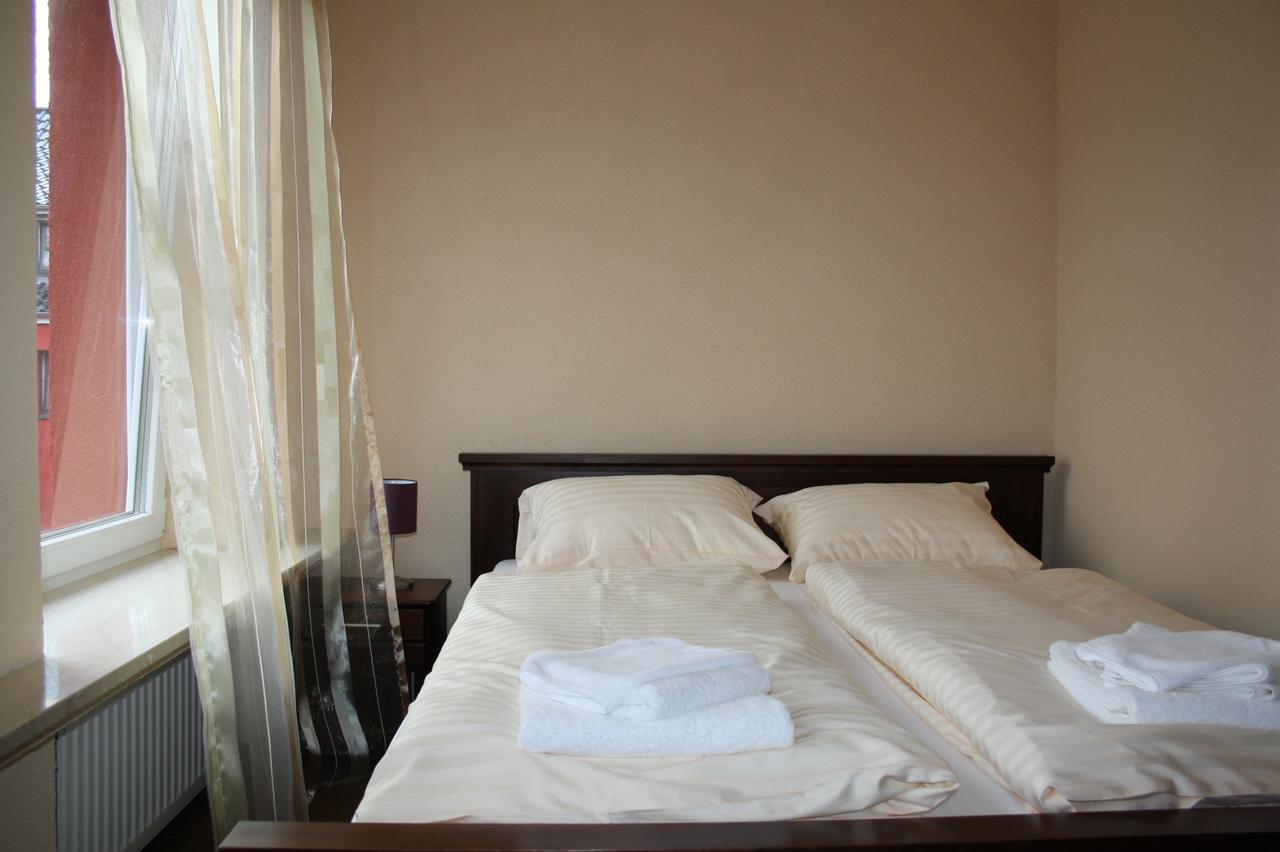 Double Room Private Bathroom
