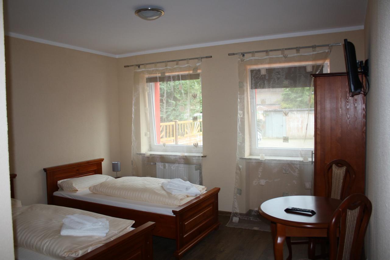 Twin Room Private Bathroom