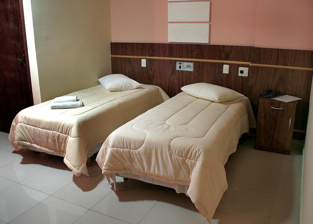 Quarto Standard com 2 Camas de Solteiro