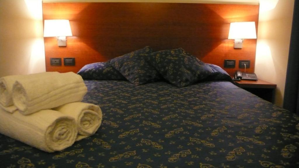 Double Room,64843342:JPEG