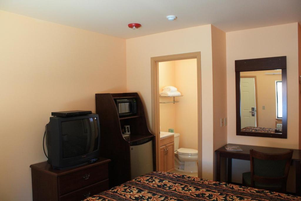 Queen Room
