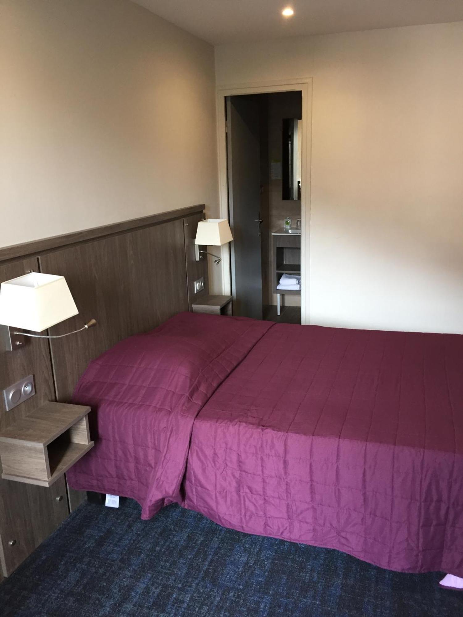 Double Room Shower