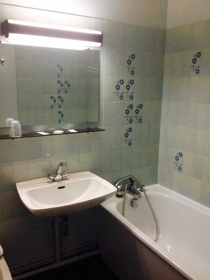 Double Room,648991200:JPEG