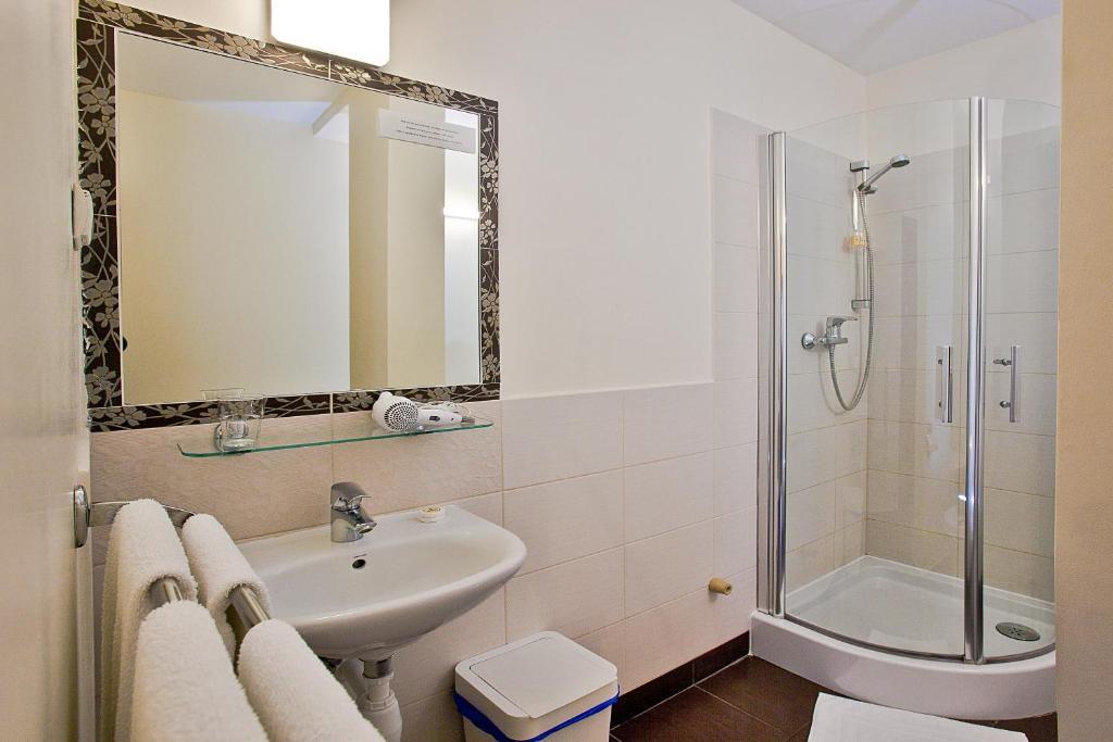 Budget Triple Room