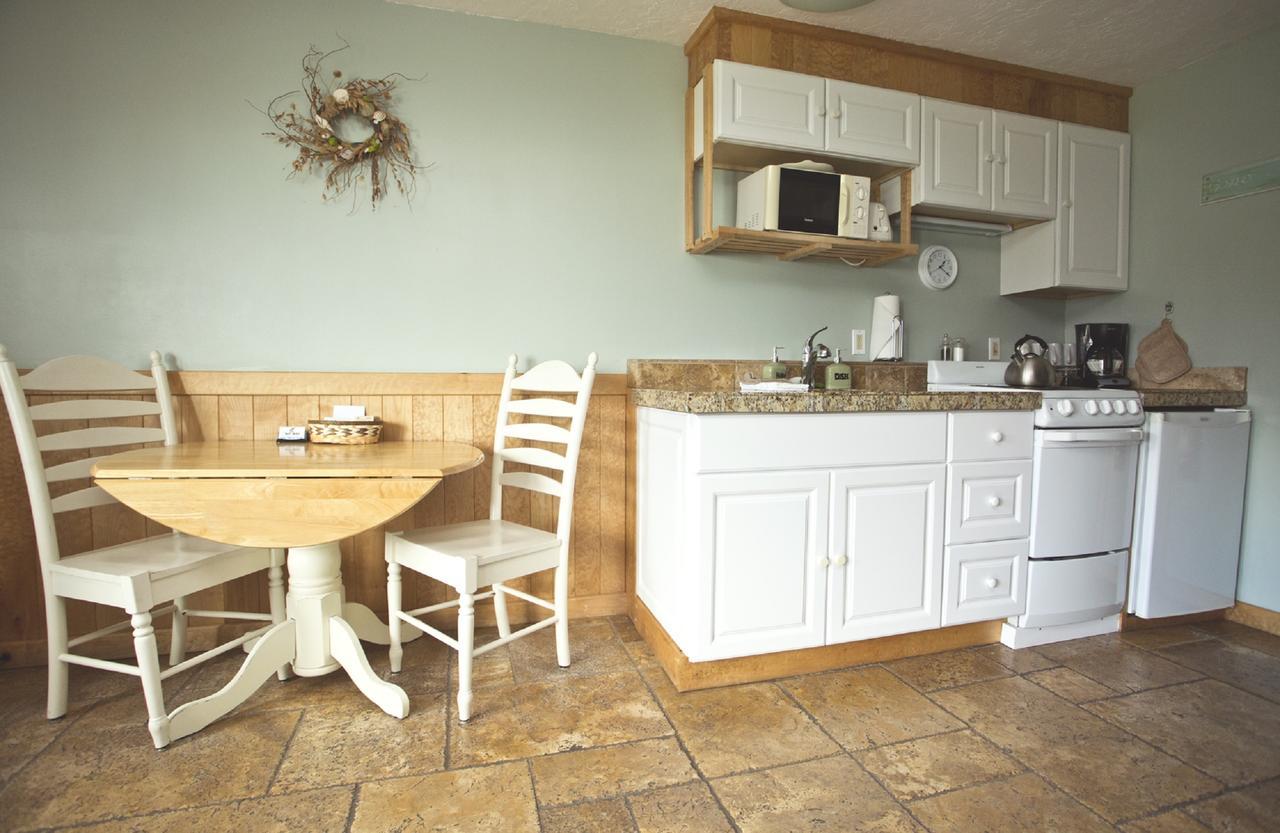 Standard Queen Suite