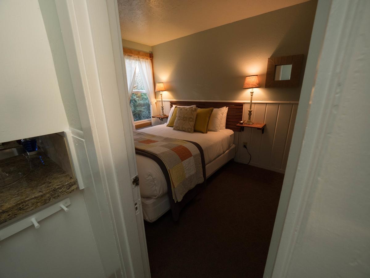 Premier Queen Suite