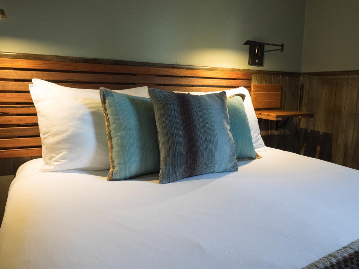 Standard Queen Suite