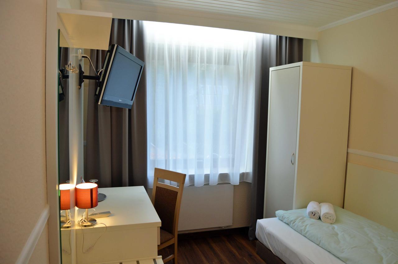 Standard Single Room