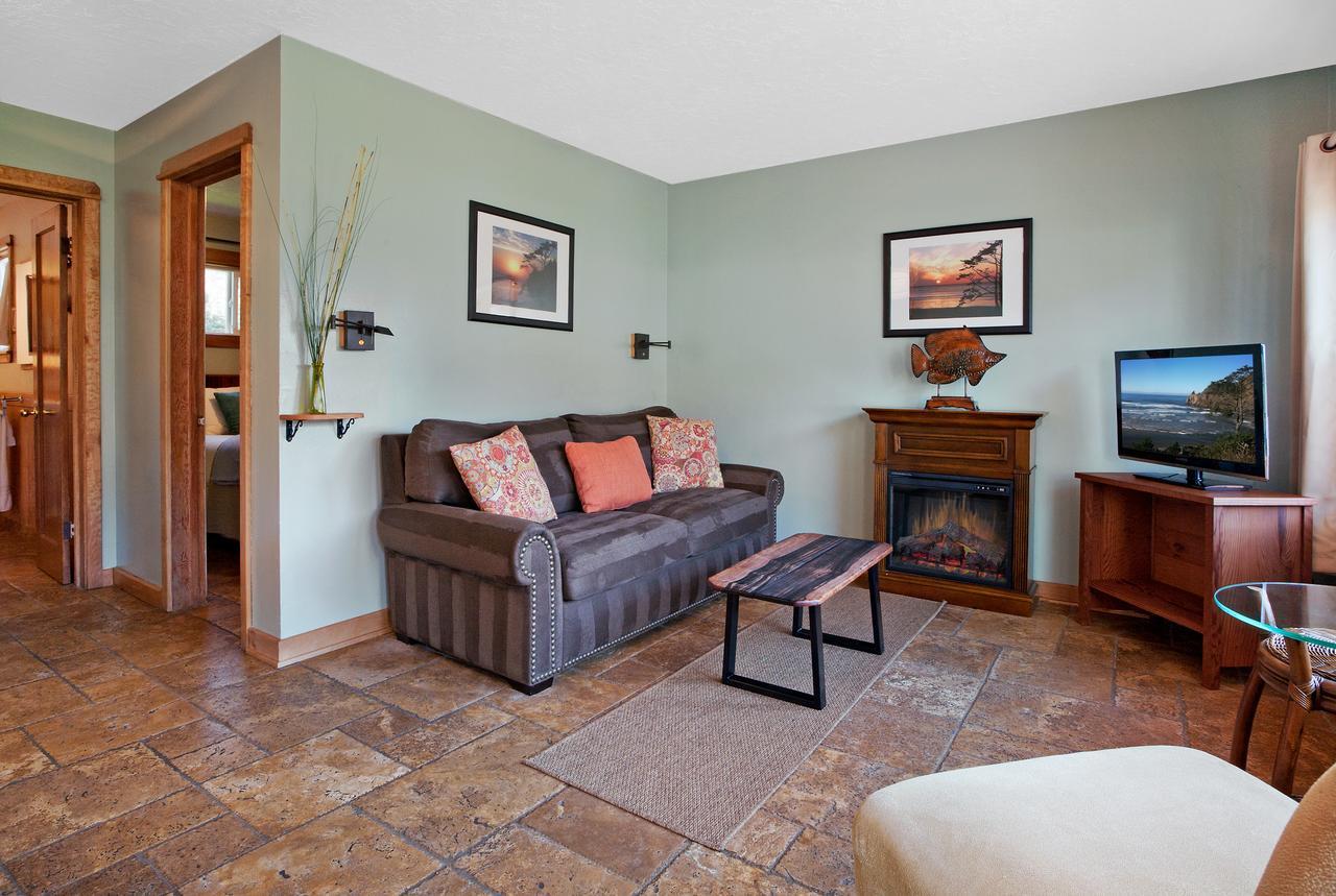 Standard Queen Suite