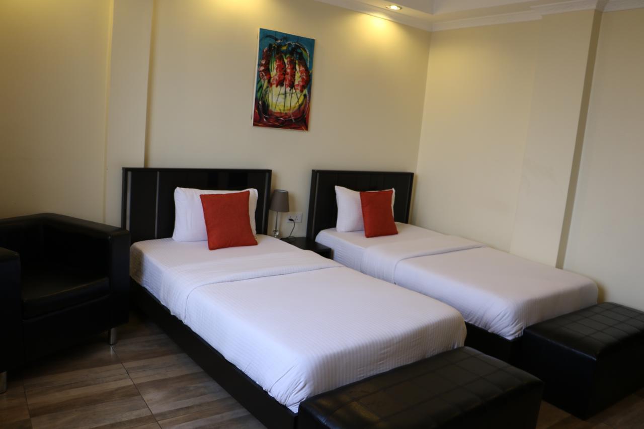 Standard Twin Room