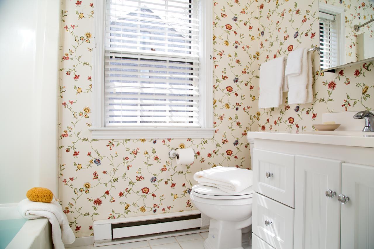 Deluxe Queen Room Guest House