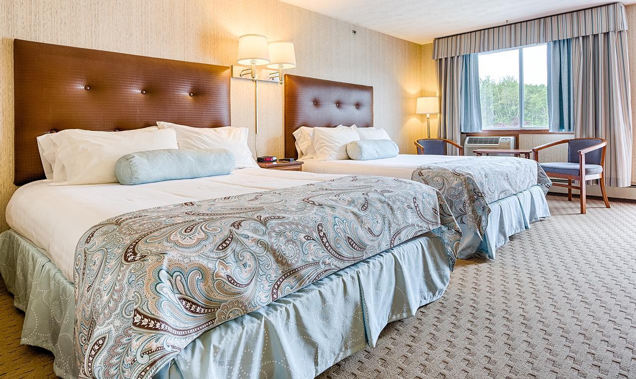 Queen Room Two Queen Beds
