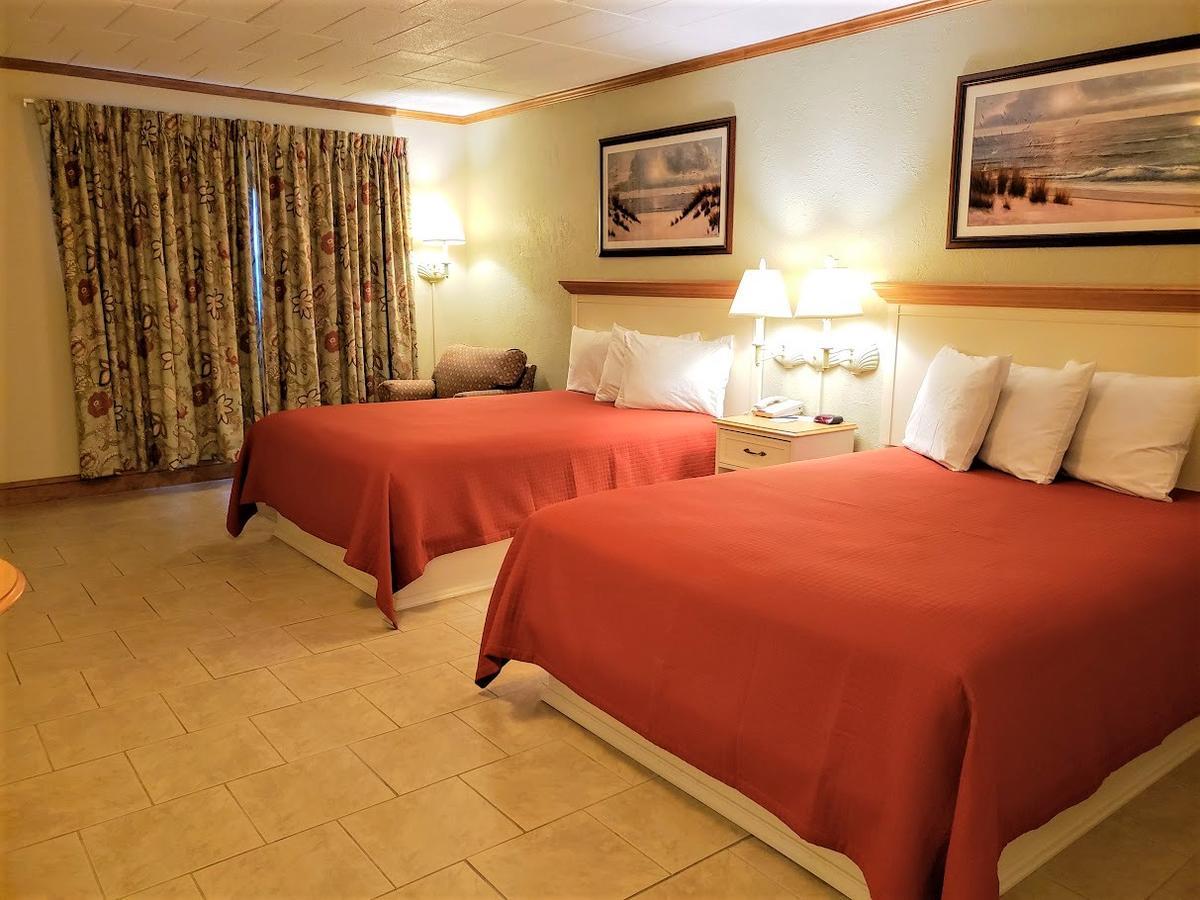 Deluxe Queen Room Ocean View
