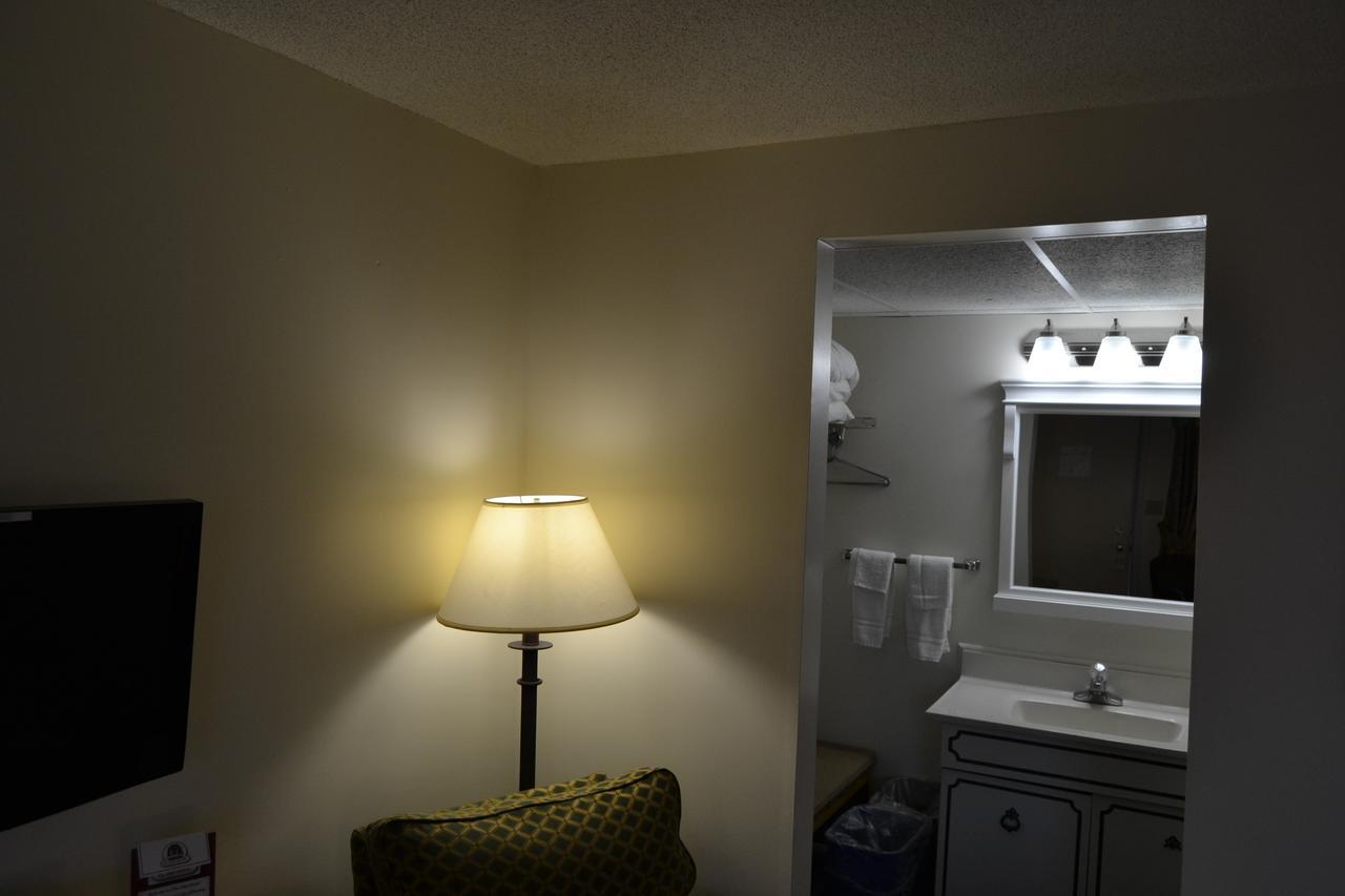 Standard King Room