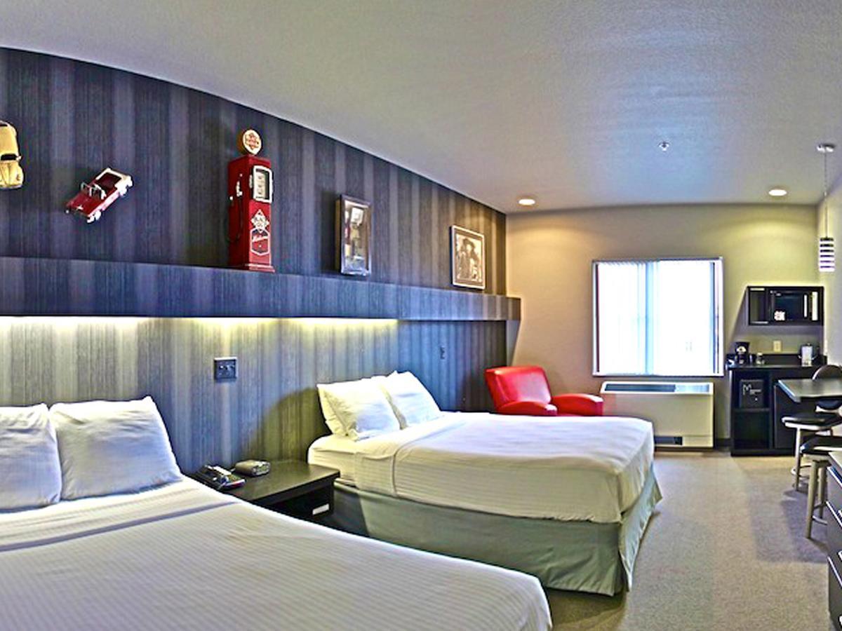 Queen Studio Two Queen Beds Non-Smoking