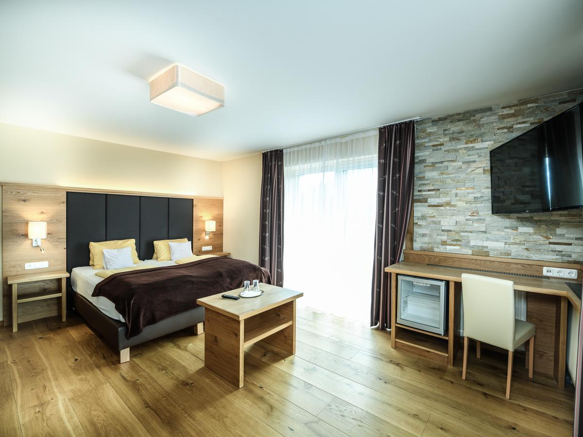 Superior Double Room,656986143:JPEG