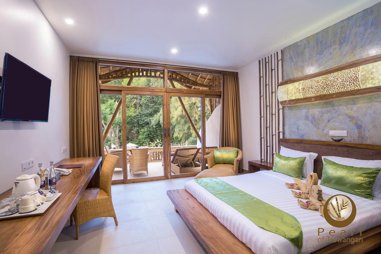 Double Room Pool View