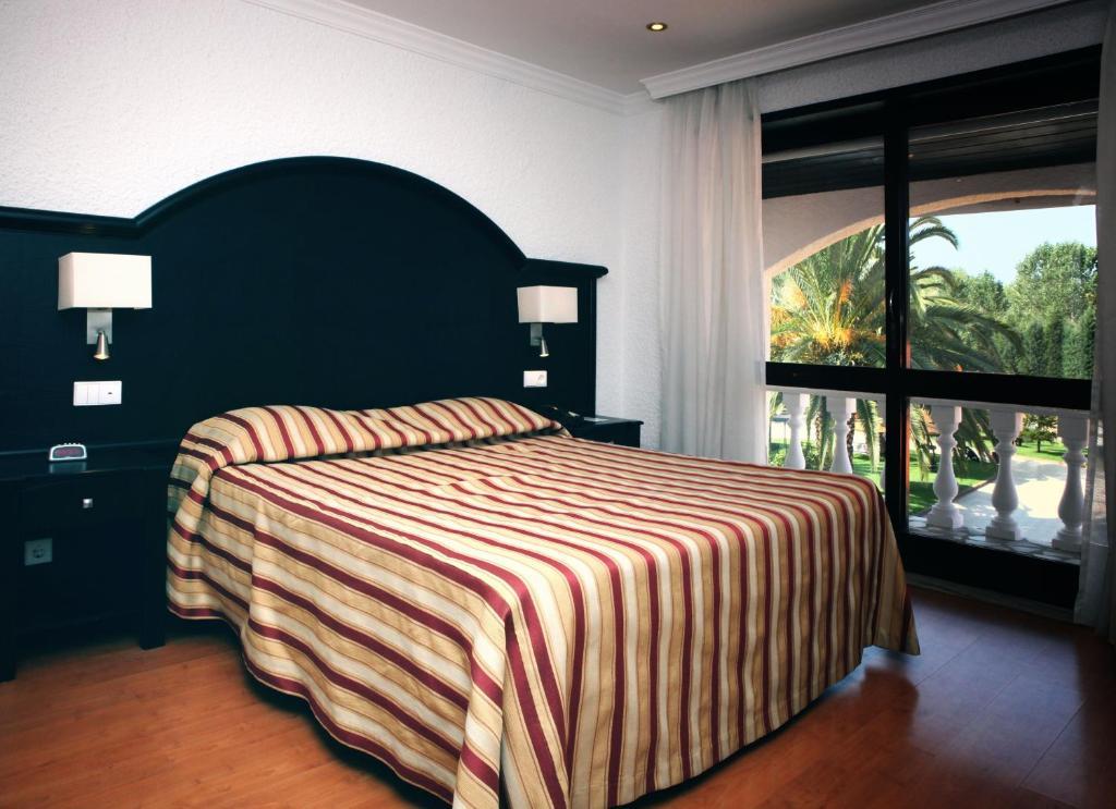 Suite (4 Adultos)
