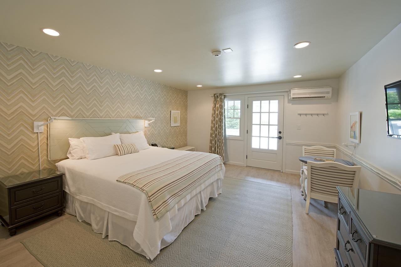Cove King Second Floor