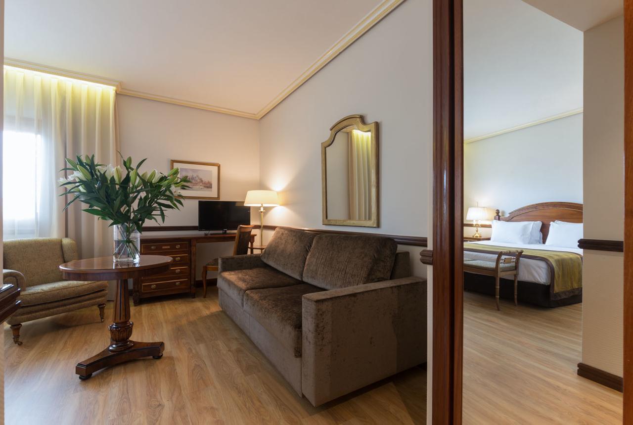 Junior Suite,1278902143:JPEG