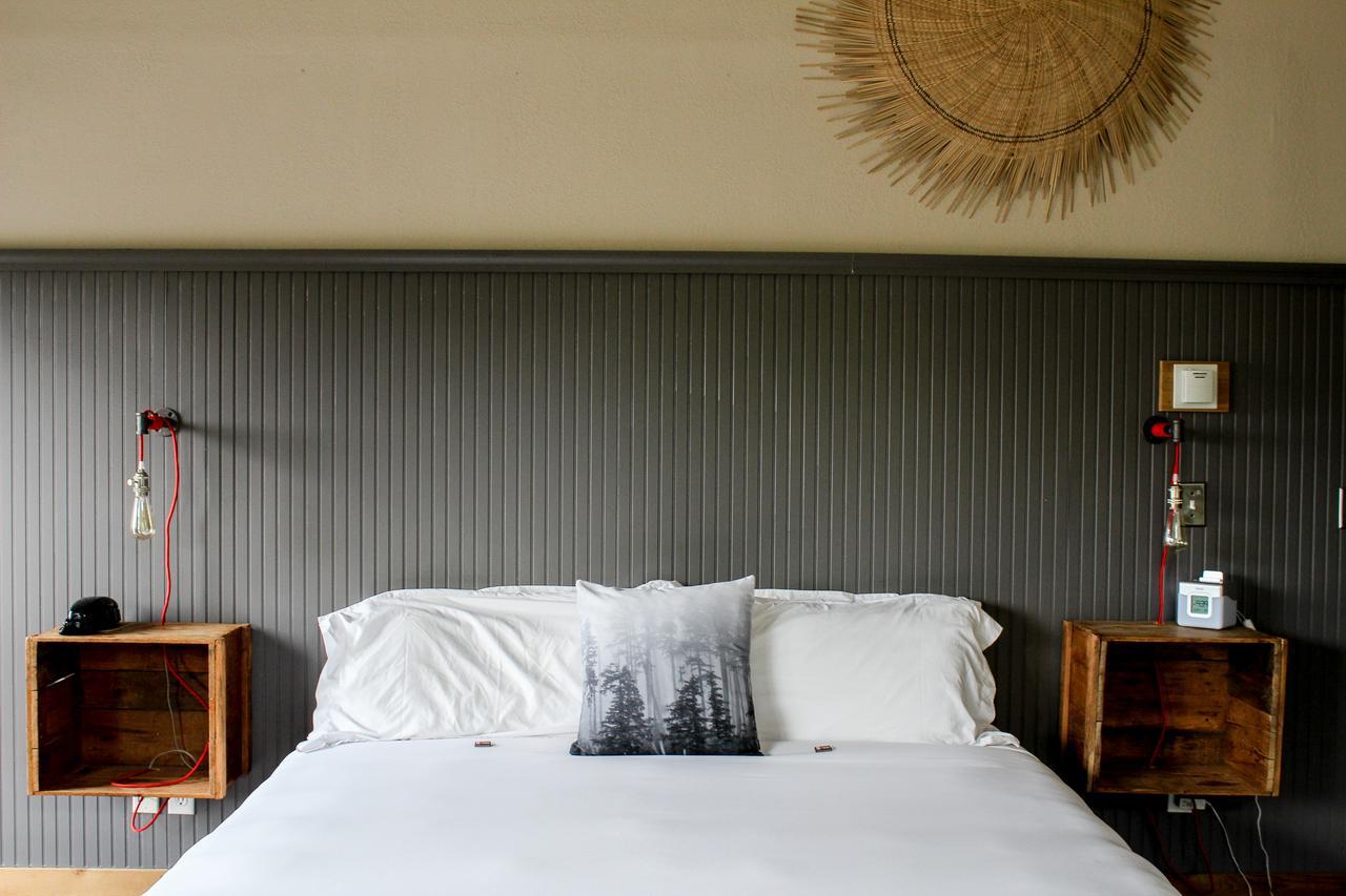 Deluxe King Suite Pet Friendly