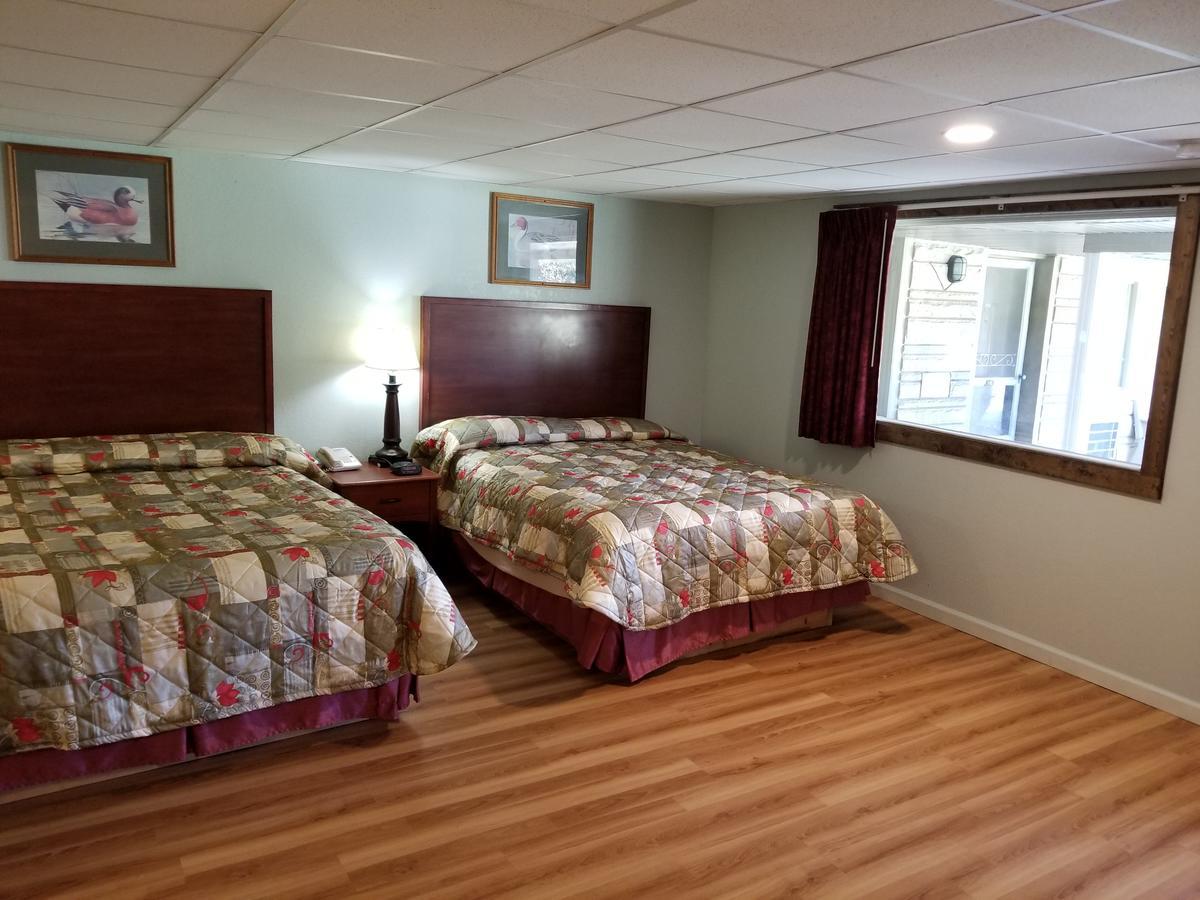 Queen Room Two Queen Beds