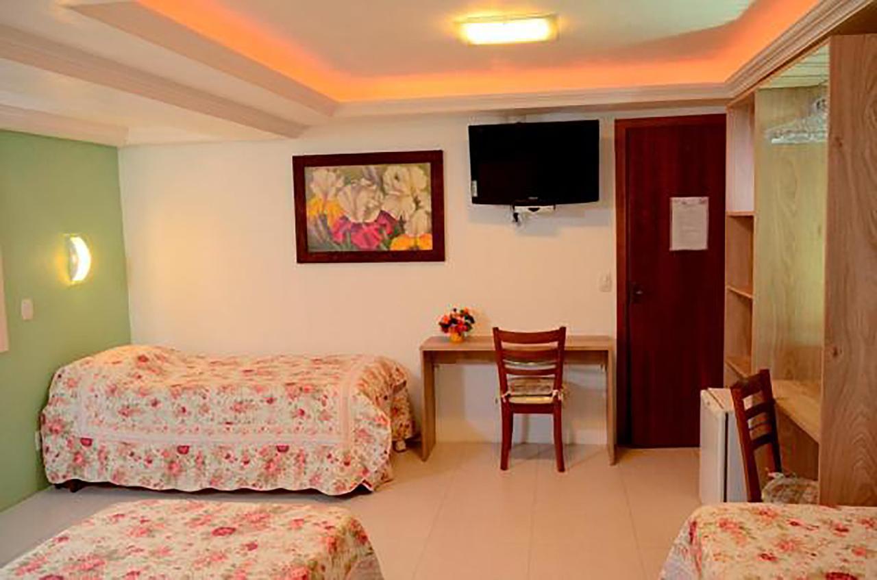 Deluxe Family Suite