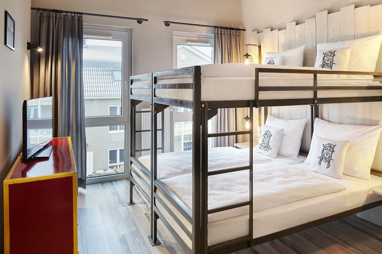 2-Bedroom Apartment mit Meerblick und Balkon