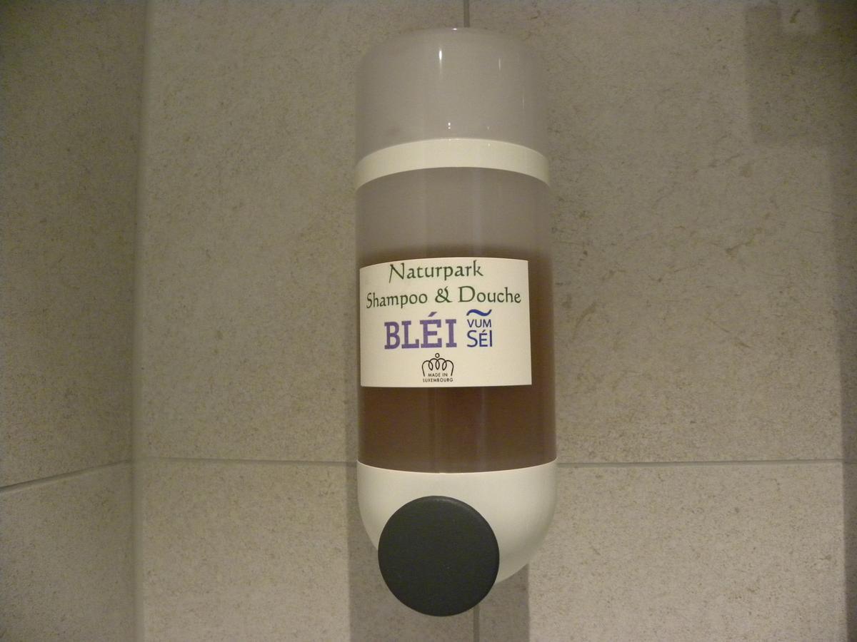 Standard Single Room Shower