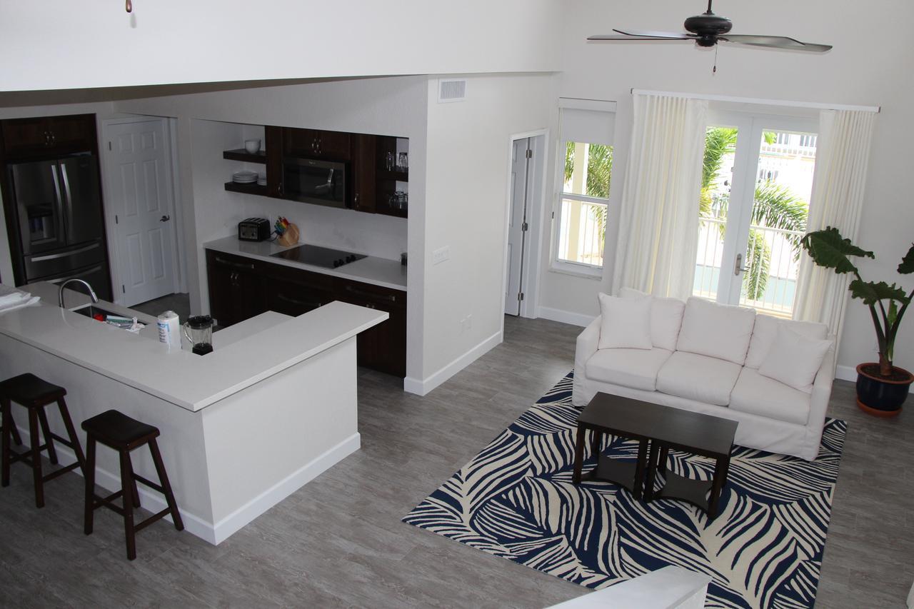 One-Bedroom Villa,662462130:JPEG