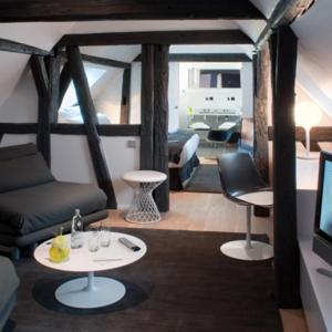 Luxury Suite