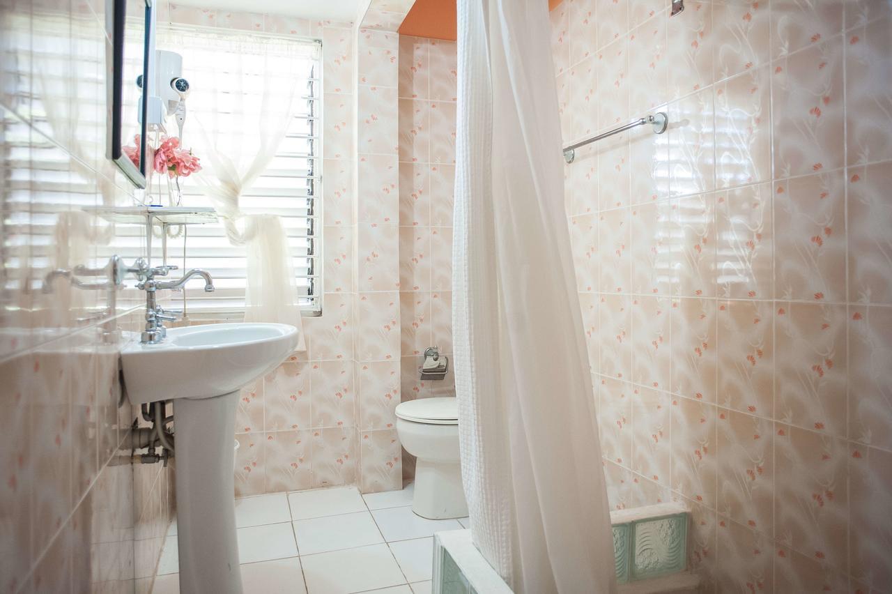Triple Room with Bathroom