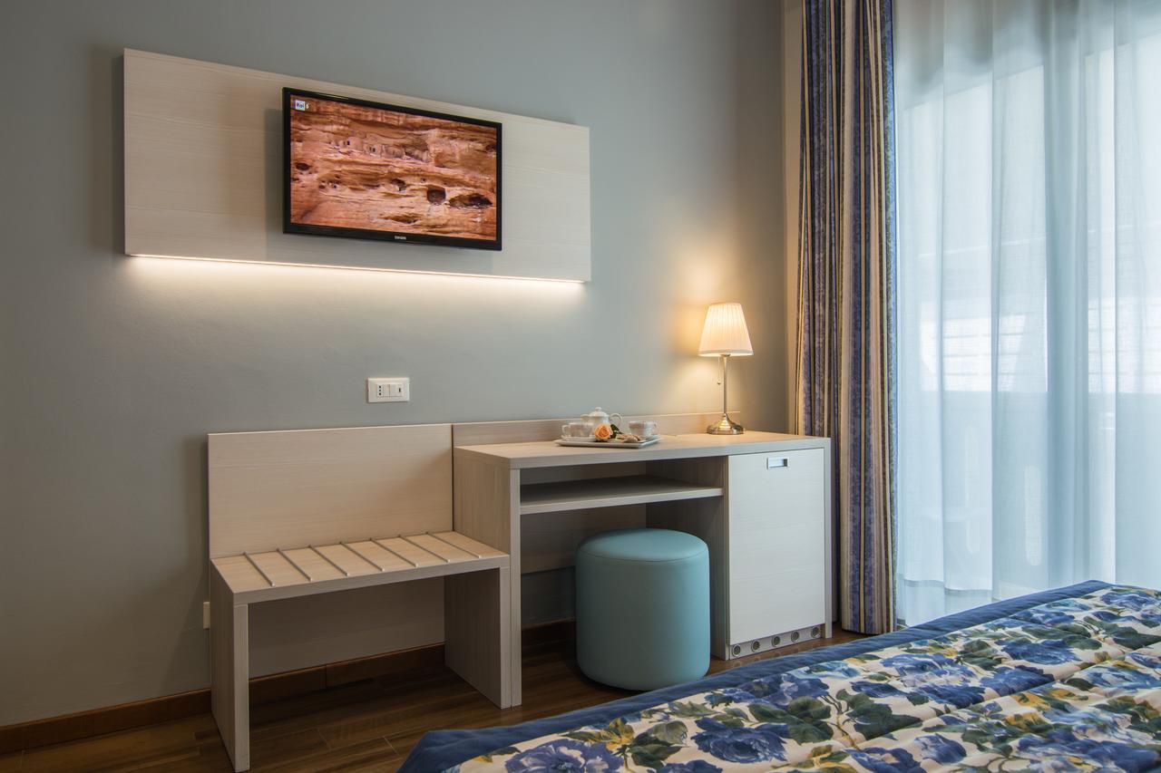 Double Room Side Sea View