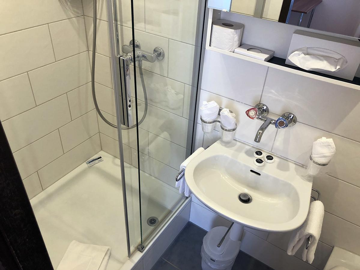 Superior Triple Room,663846528:JPEG